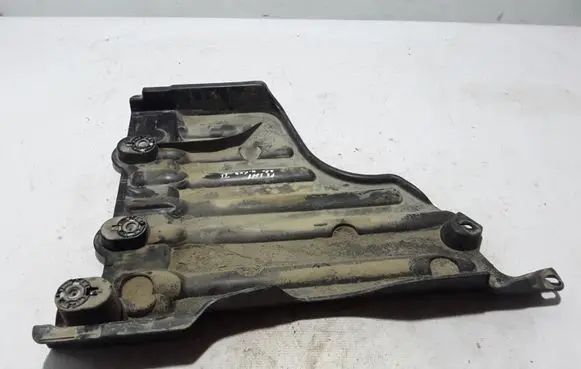 Peugeot 2008 II Trunk boot underbody cover/under tray 9826459280