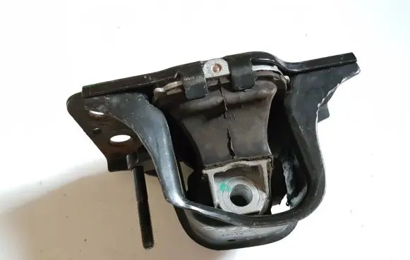 Nissan Qashqai Engine mount bracket 11210JD00A