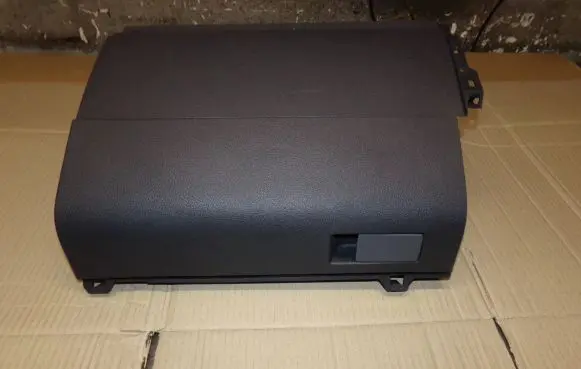 Volkswagen Cross Touran I Glove box set 