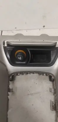 Citroen C5 Cigarette lighter trim 9772 81230142
