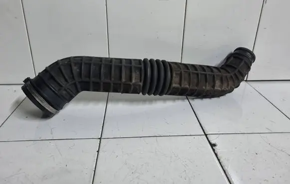 Intercooler hose/pipe