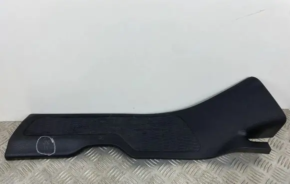 Jeep Grand Cherokee WL Rear sill trim cover 6XP38TRMA