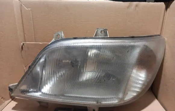 Mercedes-Benz Sprinter W901 W902 W903 W904 Headlight/headlamp 15053100LI