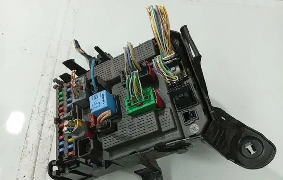 Citroen C8 Fuse box set 13249675