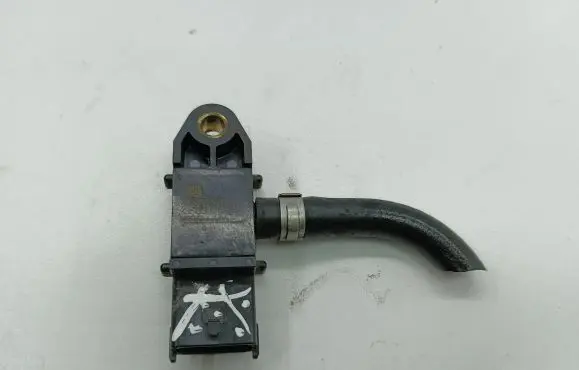 Chevrolet Trax Exhaust gas pressure sensor 55566186