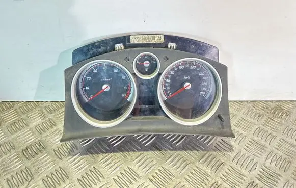 Opel Zafira B Speedometer (instrument cluster) A2C53164392
