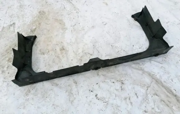 Peugeot 405 Radiator support slam panel 9255661180
