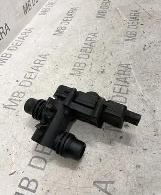 Mercedes-Benz AMG GT R190 C190 Coolant heater control valve A0005060900