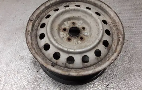 Toyota Avensis T250 R16 steel rim XFZ9955