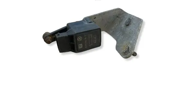 Mercedes-Benz E W211 Front height sensor lever A0105427617