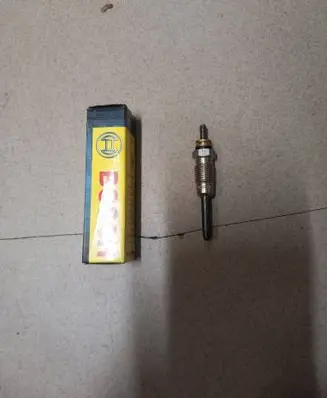 Renault Clio I Glow plug 0250202024 7700874336 7700867002