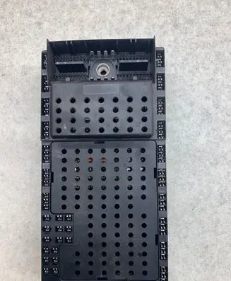 Volvo S80 Fuse module 08679899 08696098 02W475