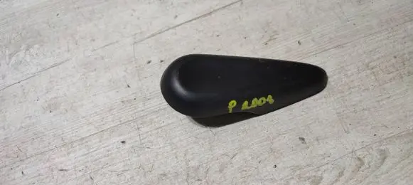 Peugeot 2008 I Seat adjustment handle P4004
