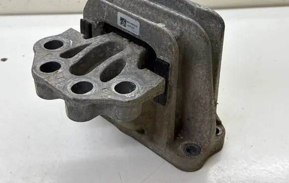 Ford Transit Custom Engine mount bracket GK216F012CC