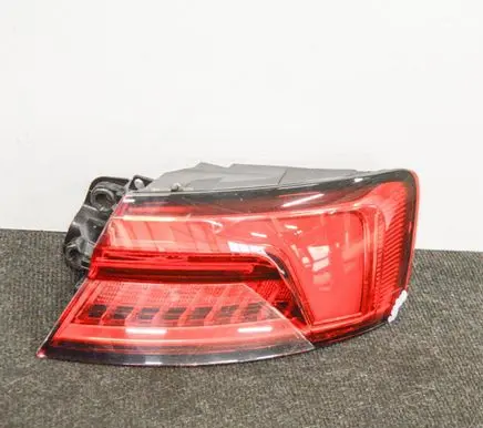 Audi A5 Rear/tail lights 8W6945092D