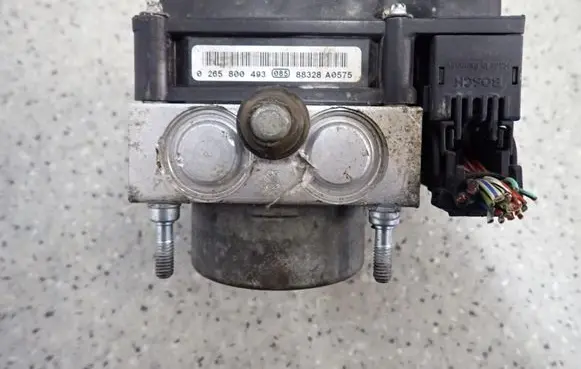 Suzuki SX4 ABS Pump 0265800493
