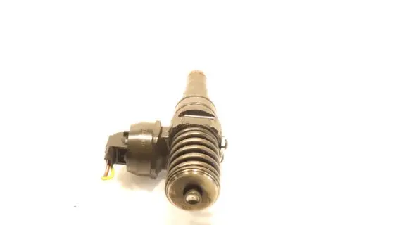 Audi A4 S4 B7 8E 8H Fuel injector 0414720220