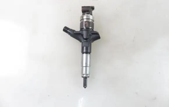 Subaru Legacy Fuel injector 16613AA020