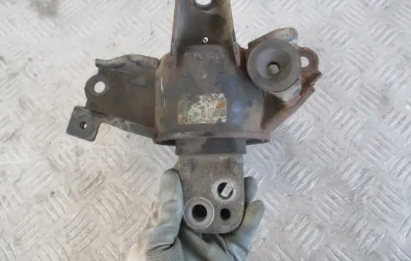 KIA Ceed Gearbox mount