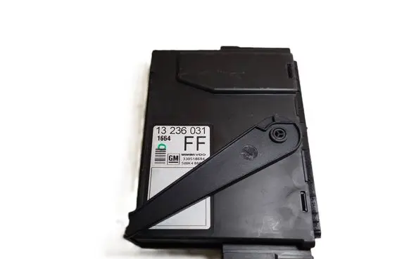 Opel Corsa C Central body control module 13236031 330518684