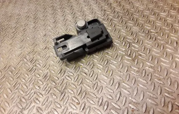 BMW 5 F10 F11 Airbag deployment crash/impact sensor 9159311