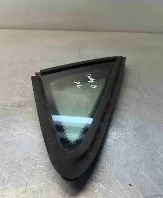Volkswagen Caddy Front triangle window/glass M23100