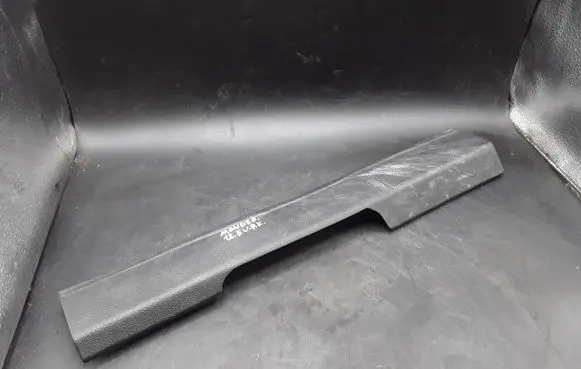 Ford Mondeo MK IV Front sill trim cover 6M21U13201 G06M21U13201A