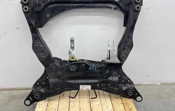 Volvo V60 Front subframe 32315338