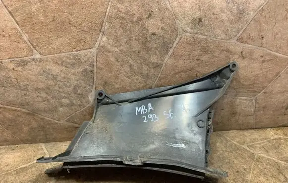 BMW 7 G11 G12 Air intake duct part 7347376