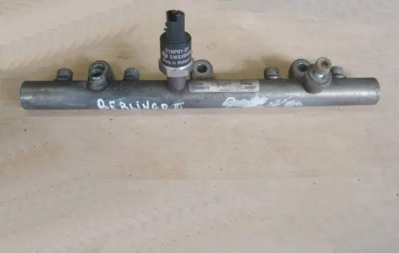 Citroen Berlingo Fuel main line pipe 5WS40002