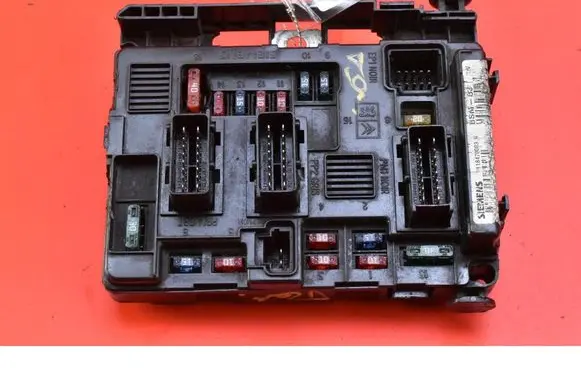 Peugeot 206 CC Fuse box set 9643498880
