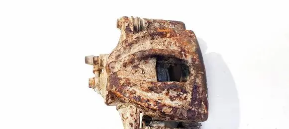 Toyota Avensis T250 Front brake caliper