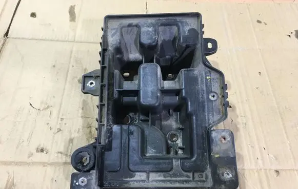 KIA Sportage Battery tray 37150D7000
