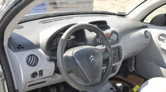 Citroen C3 Pluriel Dashboard