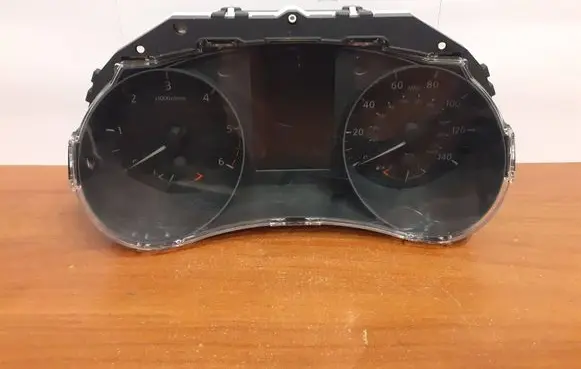 Nissan Qashqai Speedometer (instrument cluster) 4EA3CZZS4 4EA3C 150112