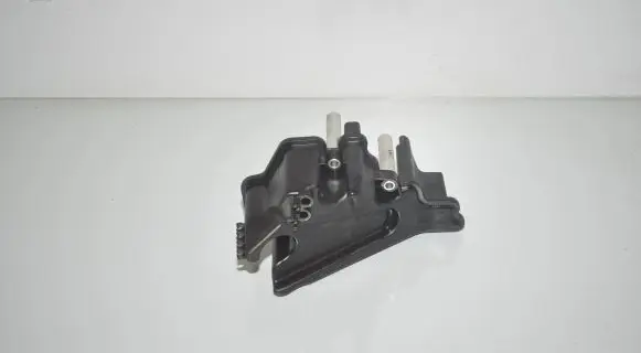 Vacuum air tank