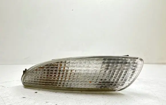 Front indicator light
