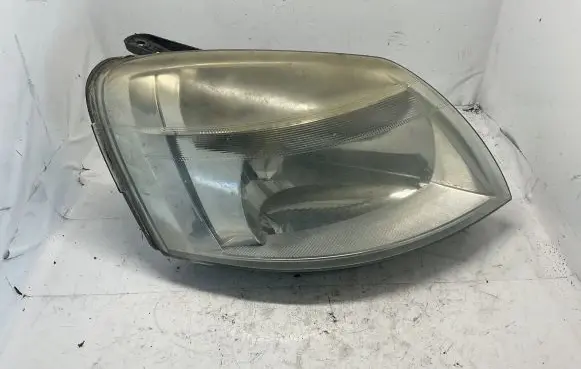 Peugeot Partner Headlight/headlamp