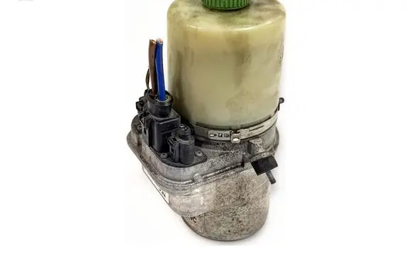 Volkswagen Polo V 6R Power steering pump 6R0423156C