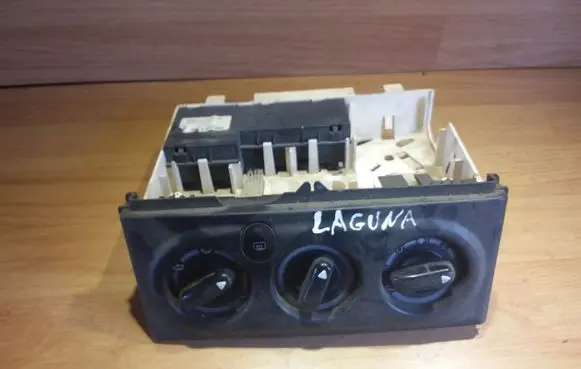 Renault Laguna I Climate control unit 9140010265