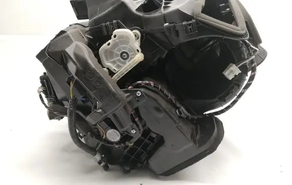 Nissan Qashqai Interior heater climate box assembly RHD 272104EA5A