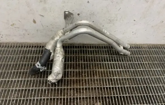 Jeep Cherokee Engine coolant pipe/hose