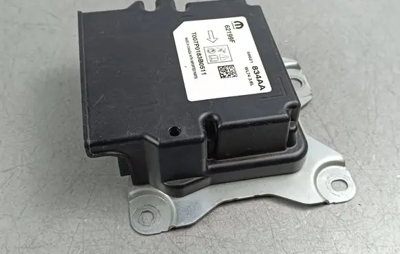 Jeep Grand Cherokee WL Airbag control unit/module 68621834AA 62199F T007P0183B0511