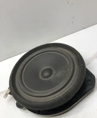 Audi A4 S4 B7 8E 8H Rear door speaker 8E0035411 4405125