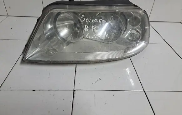 Volkswagen Sharan Headlight/headlamp 7M3941015AA 0301182201