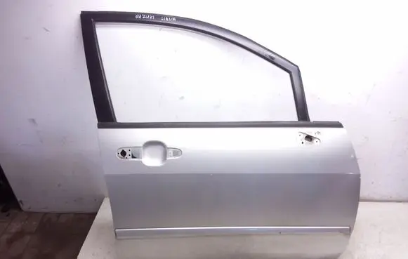 Suzuki Liana Front door
