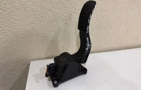 Volkswagen Crafter Accelerator throttle pedal A9063000304