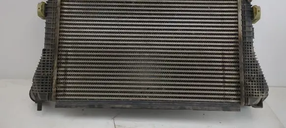 Volkswagen Golf VI Intercooler radiator 1K0145803AF