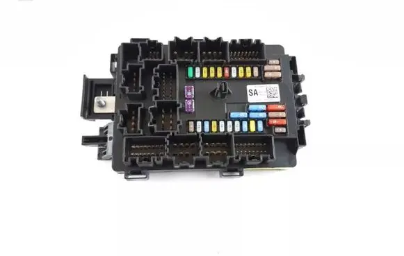 Tesla Model S Fuse module 103440900A 1034409-00-A