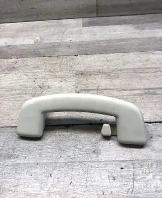 Volkswagen PASSAT B8 Rear interior roof grab handle 3G0857643B